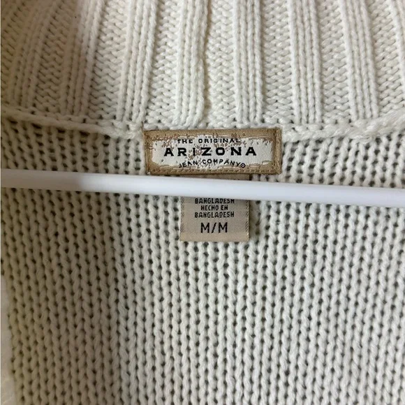 Arizona Jean Company White Ribbed Knit Poncho| Medium - Picture 7 of 10